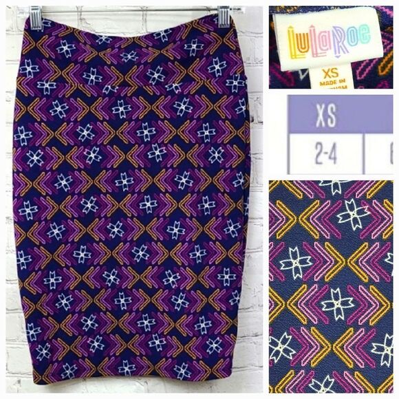 LuLaRoe Cassie Bodycon Skirt Navy Arrow Print Jaquard Stretch Pencil Knee XS 2/4 - Picture 2 of 9